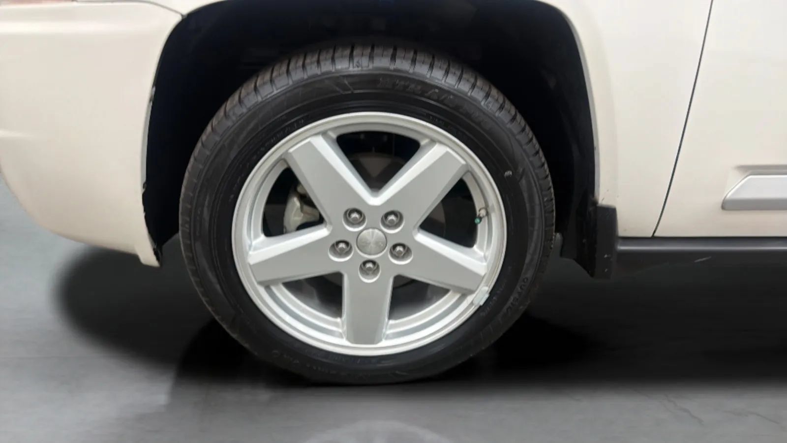 Used 2010 Jeep Compass Limited FWD image 26