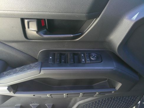 Used 2025 Toyota Tacoma SR5 image 22