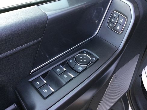 New 2025 Ford F150 Lariat w/ Equipment Group 501A Mid image 11