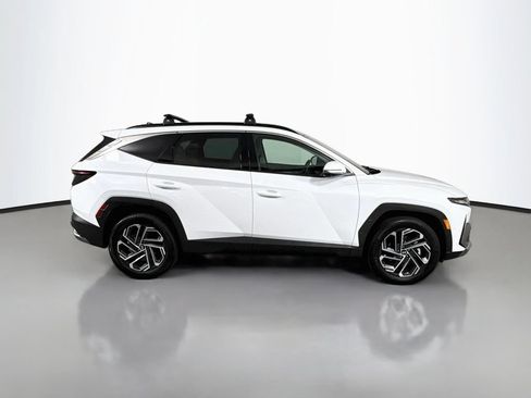Used 2025 Hyundai Tucson Limited AWD/4WD image 4
