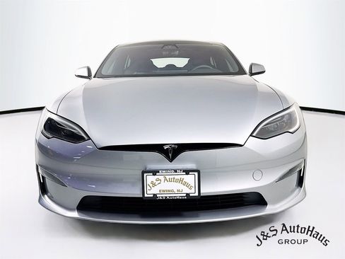 Used 2025 Tesla Model S Plaid image 2