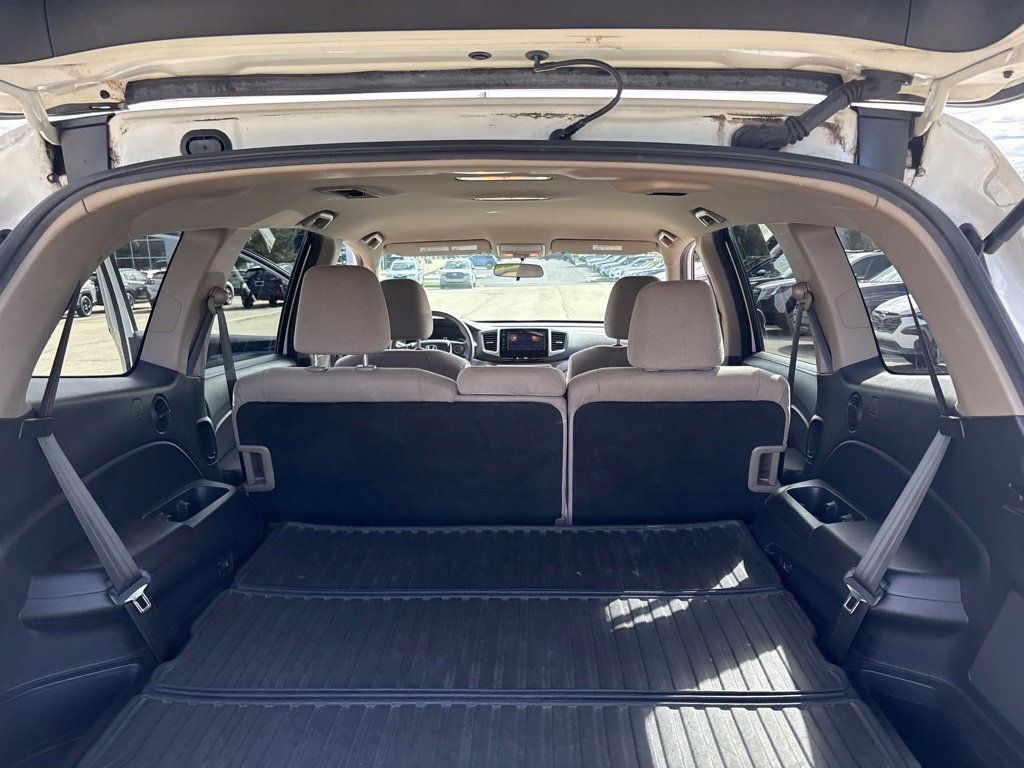 Used 2016 Honda Pilot EX image 32