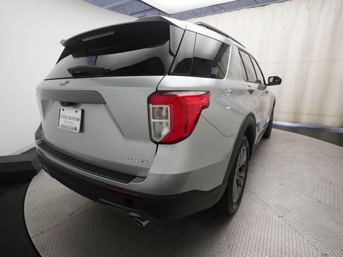 Used 2023 Ford Explorer XLT w/ Equipment Group 202A AWD/4WD image 13