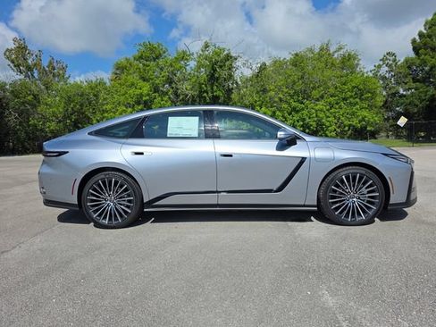 New 2026 Lexus ES 350e FWD image 2