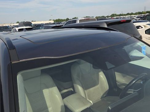 Used 2022 Kia Telluride SX w/ SX Prestige Package AWD/4WD image 6