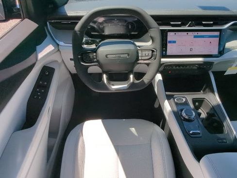 New 2026 Jeep Cherokee Laredo AWD/4WD image 7