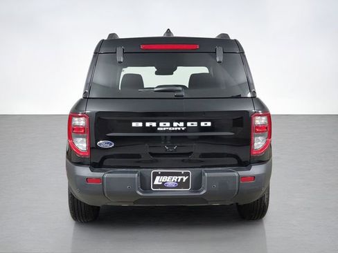 Certified 2025 Ford Bronco Sport Outer Banks w/ Outer Banks Tech Package+ AWD/4WD image 4