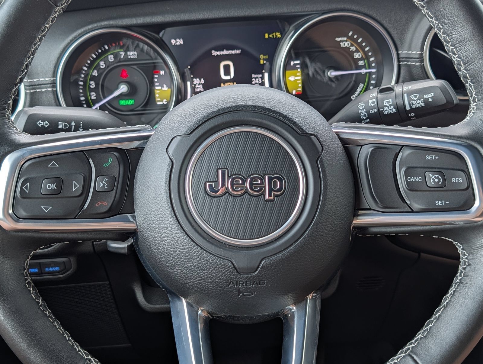 Used 2022 Jeep Wrangler Unlimited Sahara w/ Cold Weather Group AWD/4WD image 27
