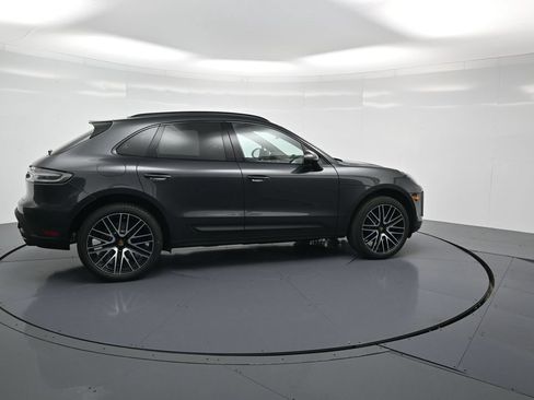 Used 2026 Porsche Macan AWD/4WD image 31