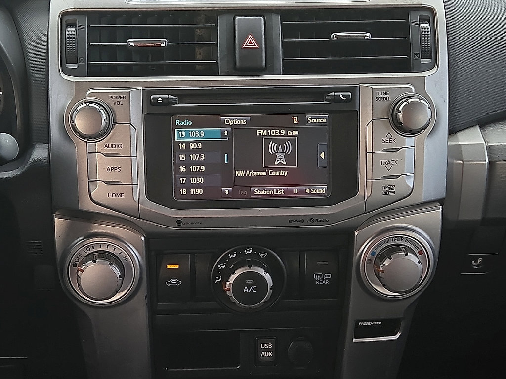 Used 2016 Toyota 4Runner SR5 AWD/4WD image 11
