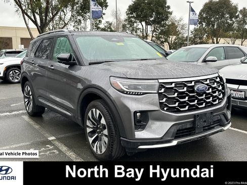 Used 2025 Ford Explorer Platinum w/ LUX Leather Package image 1