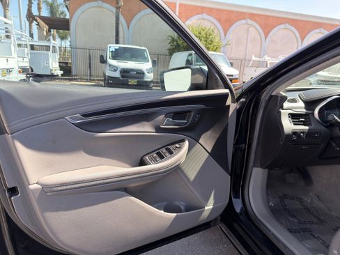 Used 2018 Chevrolet Impala LS image 21