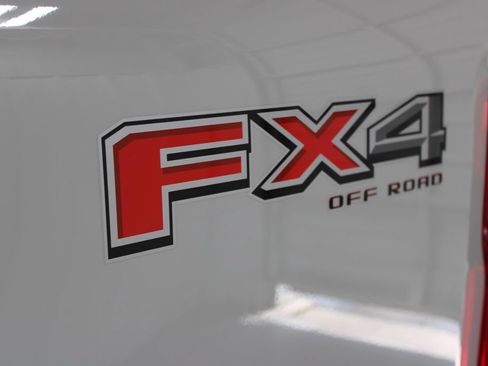 Used 2026 Ford F250 Platinum AWD/4WD image 27