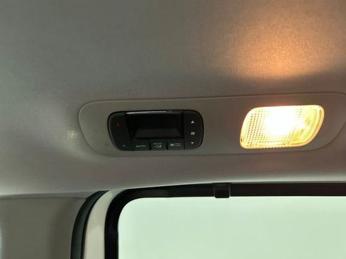 Used 2019 Honda Odyssey EX-L image 27
