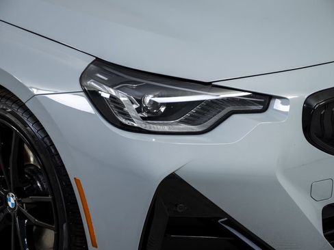 Used 2024 BMW 230i xDrive Coupe w/ Premium Package image 33