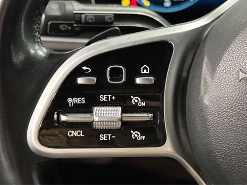 Used 2021 Mercedes-Benz GLE 350 350 AWD image 25