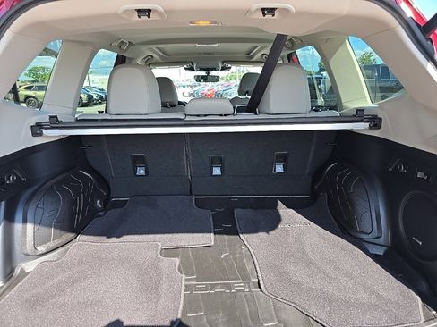 Used 2023 Subaru Forester Limited image 25