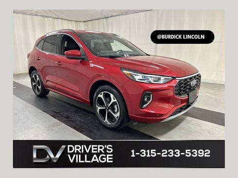 Used 2023 Ford Escape ST-Line Elite w/ Premium Technology Package AWD/4WD image 1