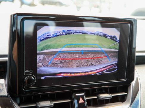Used 2026 Toyota Corolla LE FWD image 4