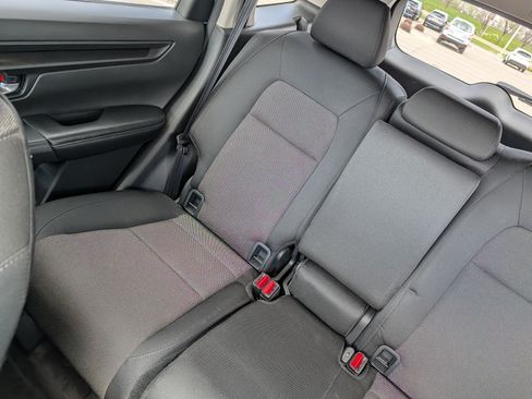 Used 2025 Honda CR-V EX image 12