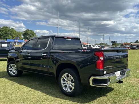 Used 2024 Chevrolet Silverado 1500 LTZ AWD/4WD image 12