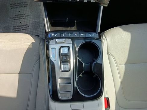 Used 2024 Hyundai Tucson Limited AWD/4WD image 3
