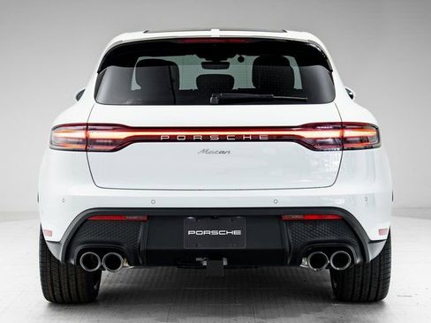 New 2026 Porsche Macan image 37