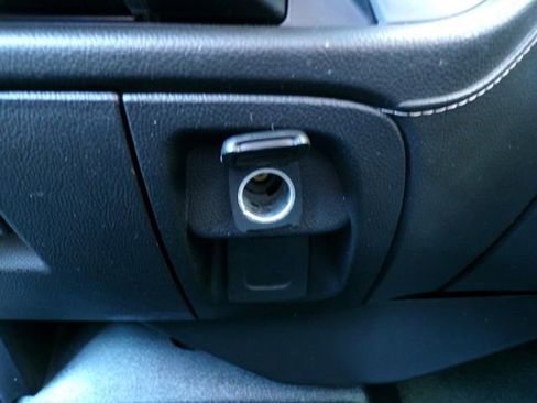 Used 2015 GMC Sierra 2500 SLE image 27