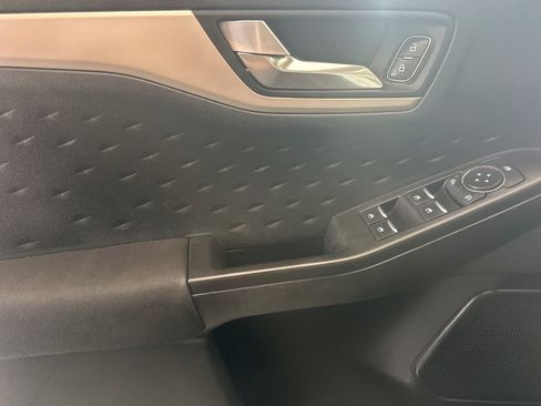 Used 2020 Ford Escape SE AWD/4WD image 12