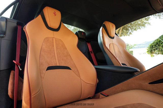 Used 2025 Ferrari Roma Spider RWD image 46