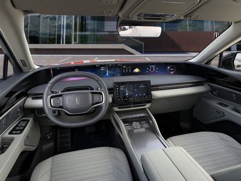 New 2026 Lincoln Nautilus Reserve AWD/4WD image 9