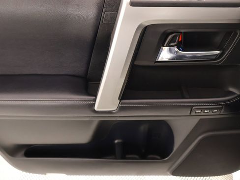 Used 2018 Toyota 4Runner Limited image 17