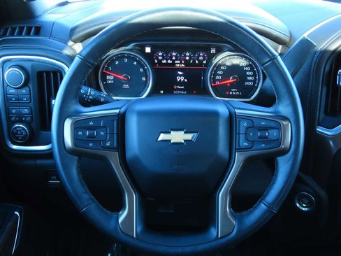 Used 2019 Chevrolet Silverado 1500 High Country image 28