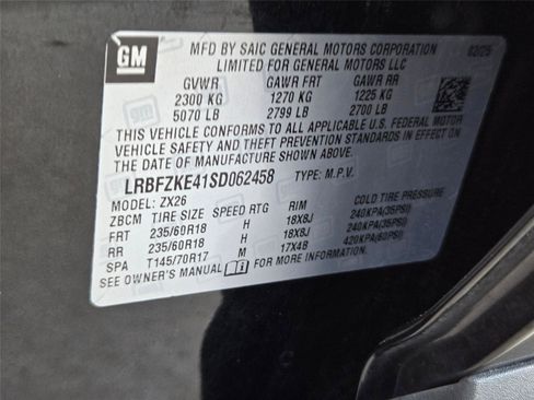 Used 2025 Buick Envision Preferred AWD/4WD image 33