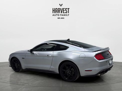 Used 2020 Ford Mustang GT w/ Black Accent Package RWD image 3