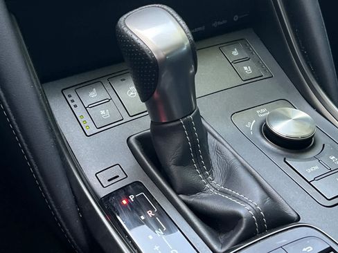 Used 2023 Lexus IS 350 F Sport w/ Accessory Package 2 RWD image 22