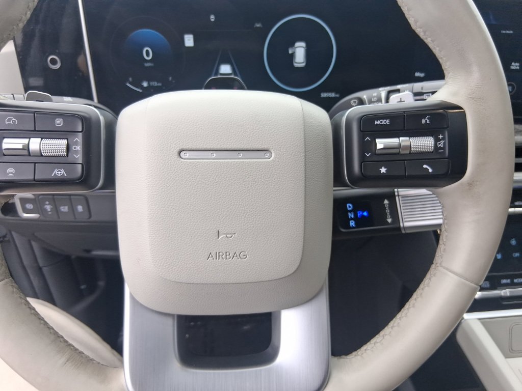 Used 2024 Hyundai Santa Fe Limited AWD/4WD image 13