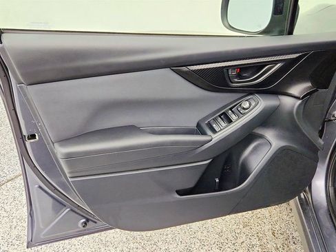 Used 2022 Subaru Crosstrek 2.0i Premium w/ Moonroof Package image 11