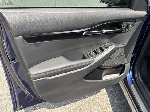 Certified 2024 Kia Seltos EX FWD image 11