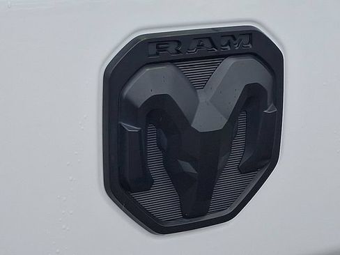 Used 2023 RAM 1500 Limited AWD/4WD image 31