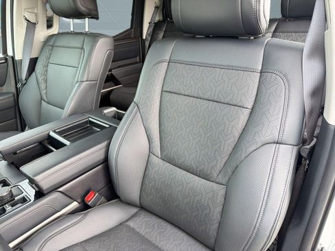 Used 2024 Toyota Tundra Limited image 14