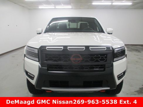 New 2025 Nissan Frontier PRO-4X w/ Pro Premium Package image 2