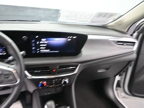 Used 2024 Buick Encore GX Preferred w/ Comfort Package FWD image 32