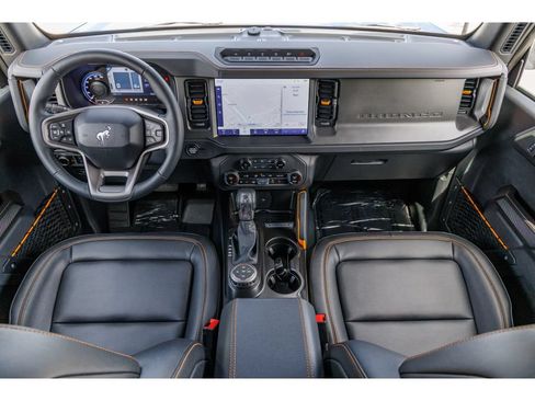 Used 2024 Ford Bronco Badlands AWD/4WD image 12