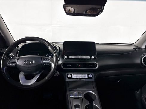 Used 2023 Hyundai Kona Limited image 12