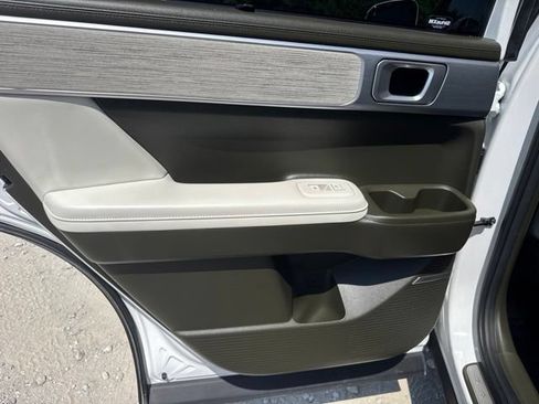 Used 2025 Hyundai Santa Fe Calligraphy FWD image 23