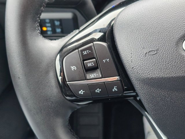 Used 2025 Ford Escape Active AWD/4WD image 31