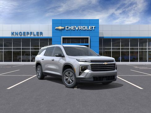 New 2026 Chevrolet Traverse LT w/ Driver Confidence Package image 1