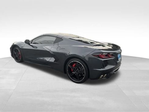 Used 2021 Chevrolet Corvette Stingray Preferred Cpe w/ 2LT image 3