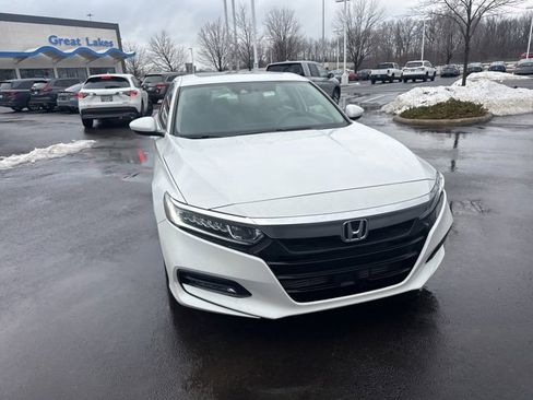 Certified 2018 Honda Accord EX image 3